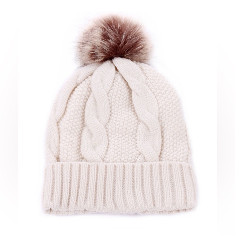 🧤 “ Cabin Babe “ Pom Beanie | Various Colors - Picture 3 of 12